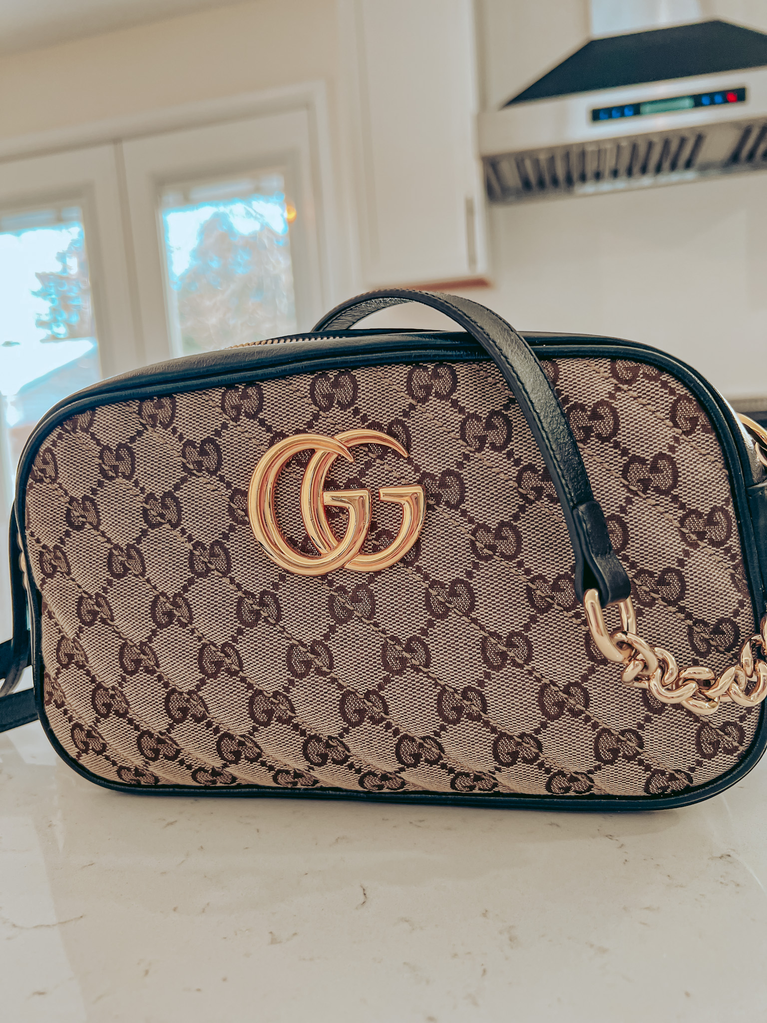 Review of the Gucci Marmont Small Shoulder Bag